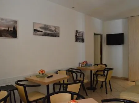 Euro Hotel